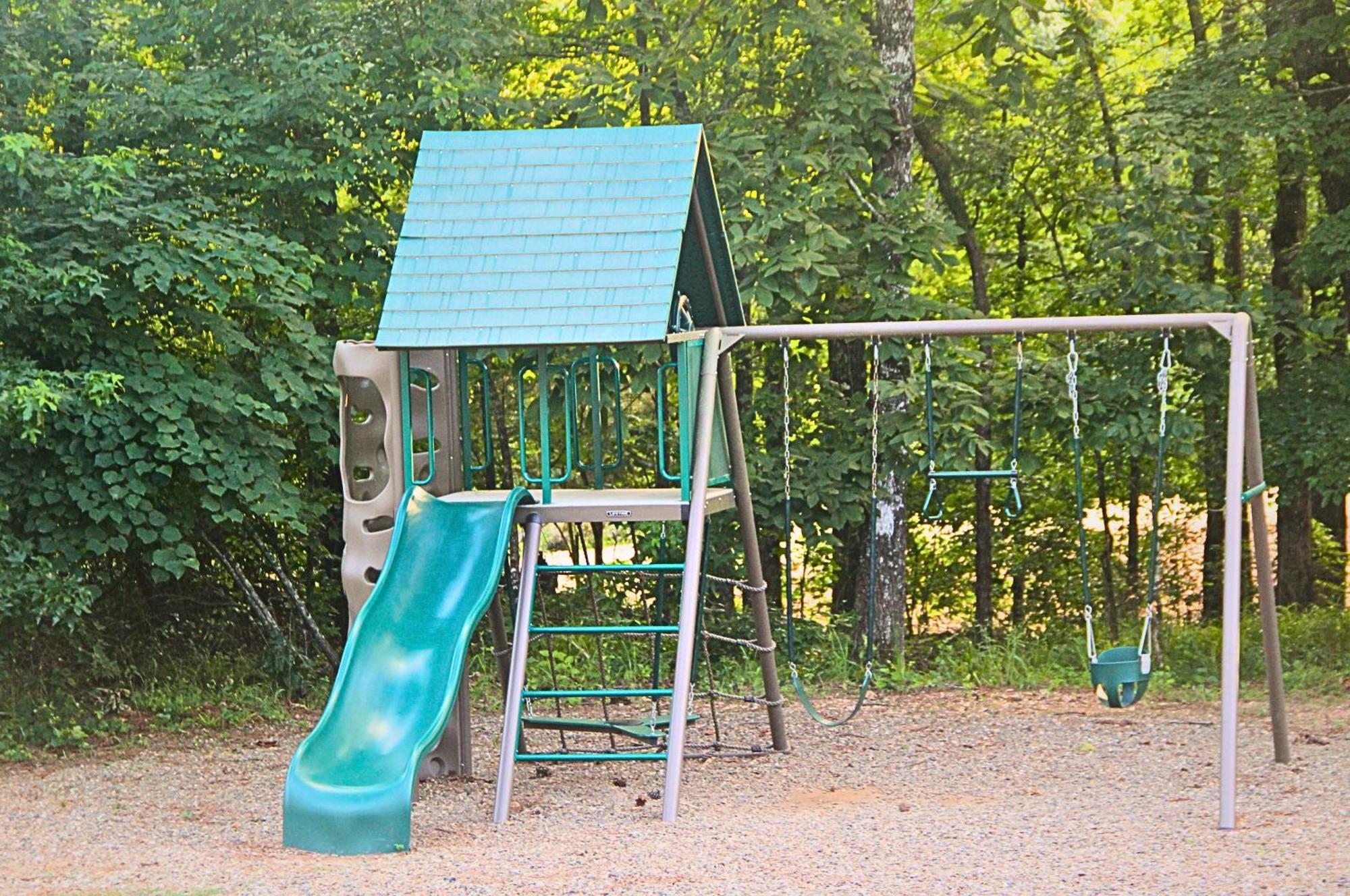 4Br/3Bth Family Cabin With A Hot Tub, Sleeps 14 Broken Bow Eksteriør bilde